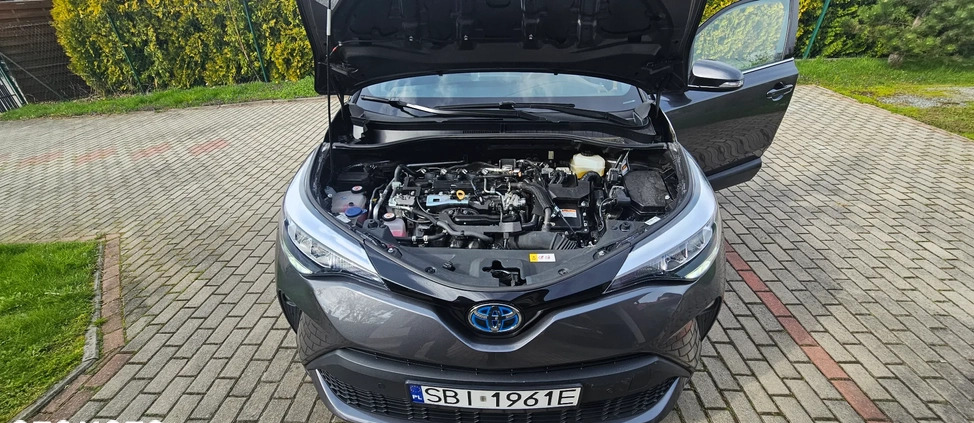 Toyota C-HR cena 122000 przebieg: 18000, rok produkcji 2022 z Biała małe 92